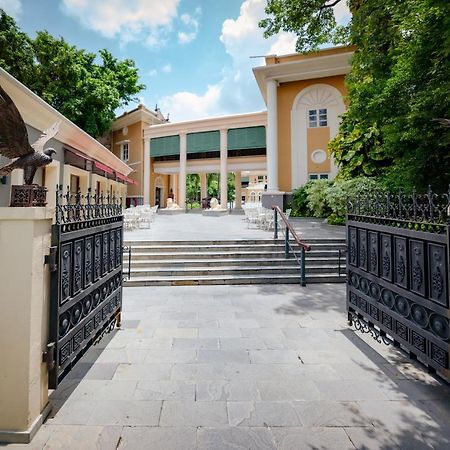 Raajkutir - Ihcl Seleqtions Hotel Колката Екстериор снимка