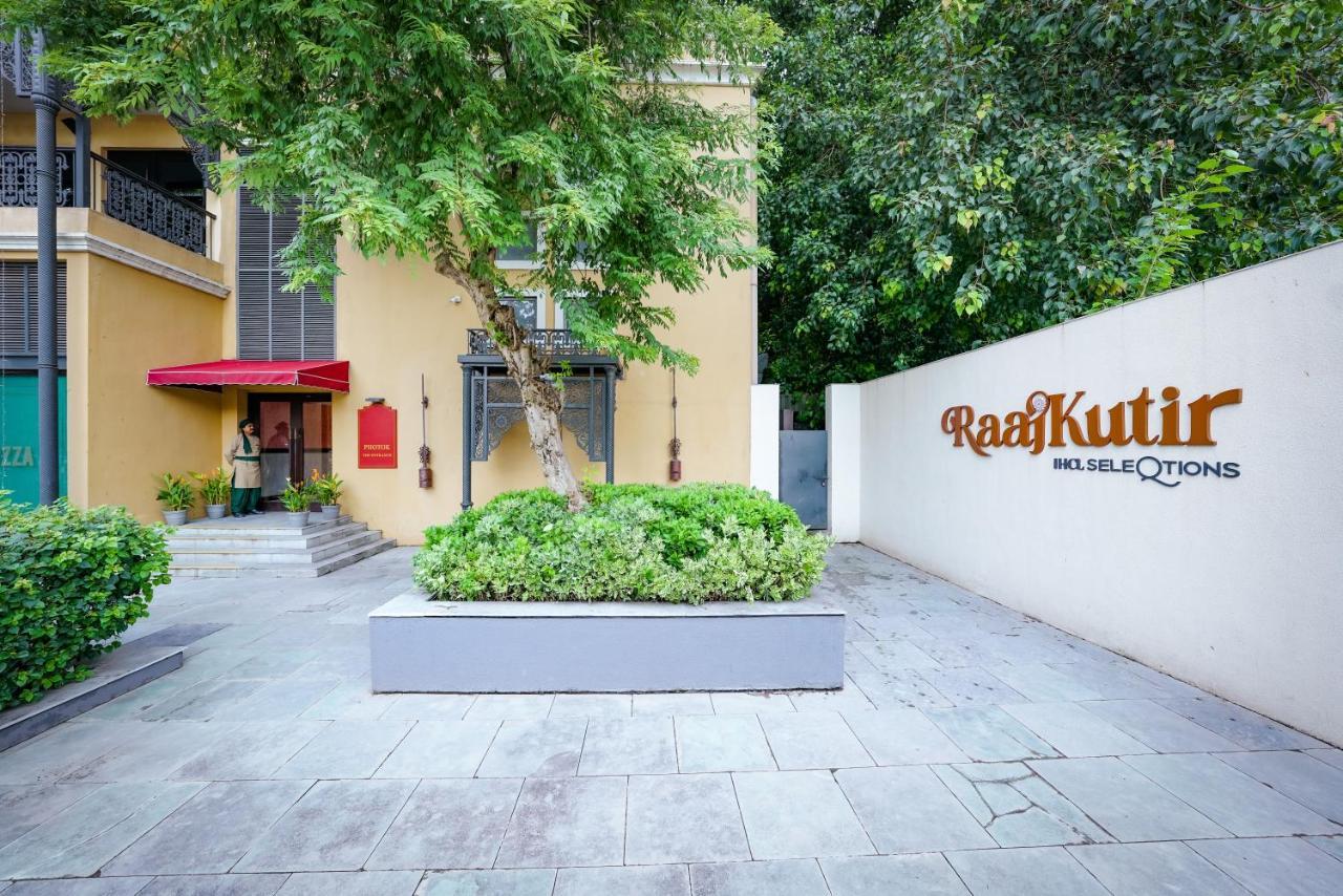 Raajkutir - Ihcl Seleqtions Hotel Колката Екстериор снимка