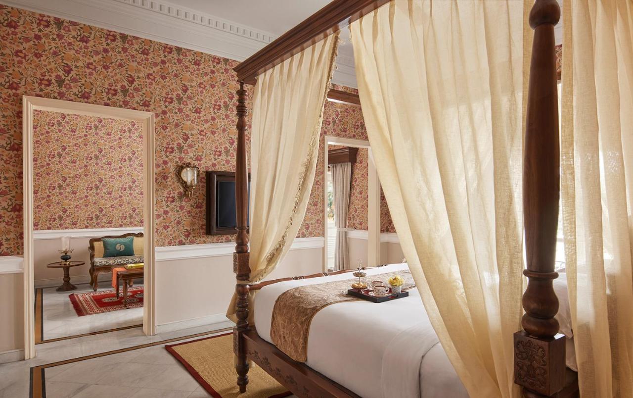 Raajkutir - Ihcl Seleqtions Hotel Колката Екстериор снимка