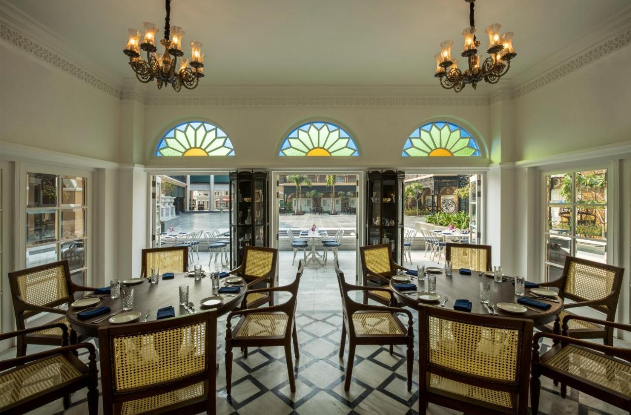 Raajkutir - Ihcl Seleqtions Hotel Колката Екстериор снимка