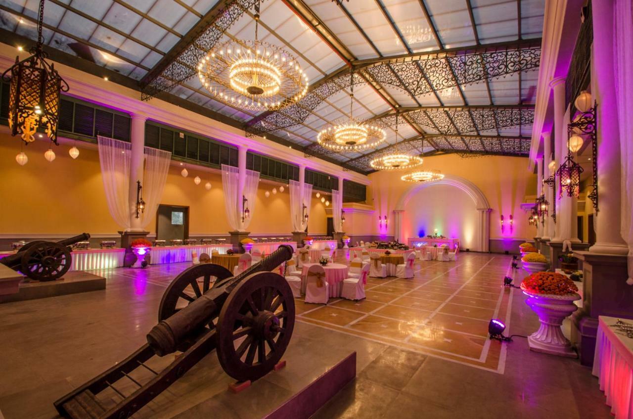 Raajkutir - Ihcl Seleqtions Hotel Колката Екстериор снимка